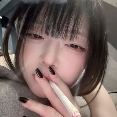 Maggotlxver's profile picture. ⚶ She/Her
⚶ Mint Tea ✧.*                   ◜キスしてもいい？◞
⚶ Japanese                                      ╰  Age 24 ✧.*  
⚶ Moth Mommy

馬鹿は死ななきゃ治らない。