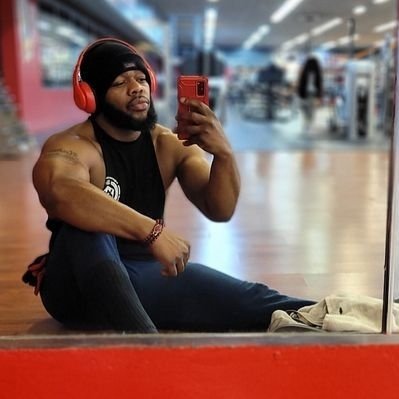 hotrodfit's profile picture. Mr. 💍
Girl Dad. 🎀
#Writer
#AwardWinningAuthor ✍️📝