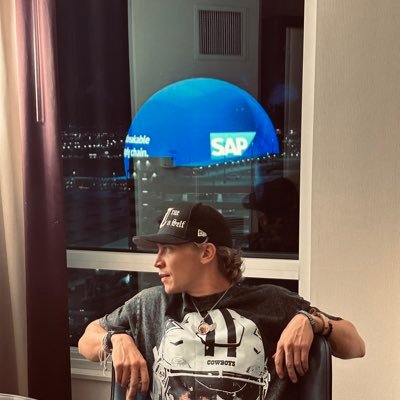 DrewDazzi's profile picture. @Angels, @dallascowboys, @LAClippers. San Diego State alum. Forever25 🕊️