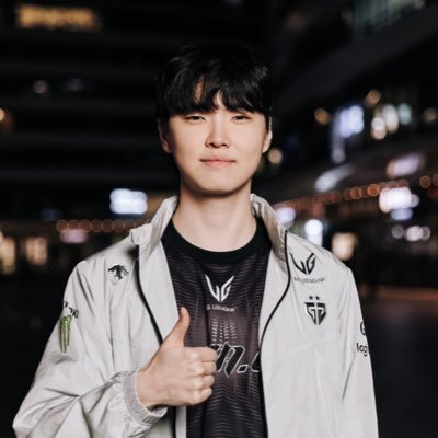 chovyler's profile picture. 