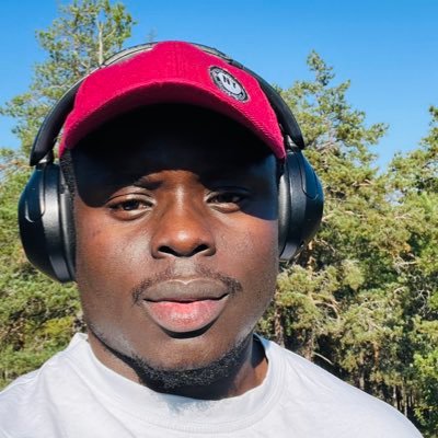 JideLambo's profile picture. building AI customer success operating systems https://t.co/Y7QDyUaqdw