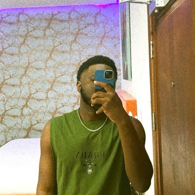 _mtantz's profile picture. 🦉