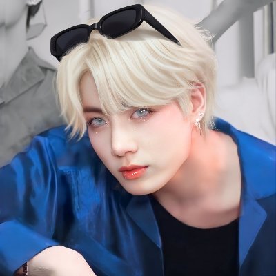 arabbel9la's profile picture. ㅤ
ㅤ𝓝𝓟. —    ’     게.    { 𝟐𝟎𝟎𝟑 } 𝒄𝑜𝑠𝑚𝑖𝑐 𝑏𝑒𝑙𝑖𝑒𝑣𝑒𝑟     ˓˒      |    𝑙𝑜𝑣𝑒.
ㅤ
ㅤ