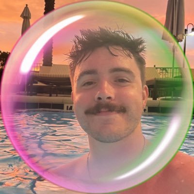nathancarey_'s profile picture. probably in the kitchen or garden | he/him
