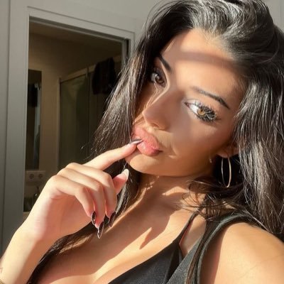 tanyailgodess's profile picture. 21, evil hot and out of your league, $30 tribute