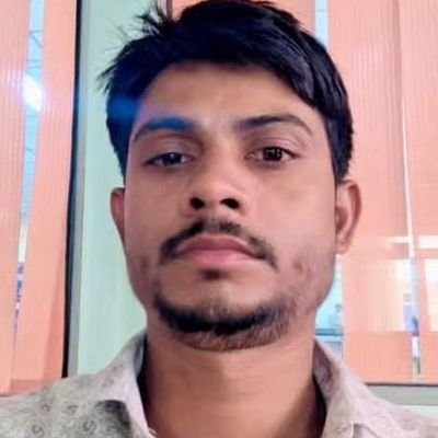 PoetrywithSurya's profile picture. स्वेच्छित मृत्यु तक ज़िंदादिल रहूँगा, मेरी रचनाओं पर ©®कॉपीराइट है।

(#फ़र्रुखाबाद_से) केवल साहित्य प्रेमी जुड़ें 
 #स्वतंत्र #भुलक्कड़ #बेख़बर #मैरिड