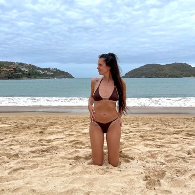 CeciiTrucco's profile picture. 🦷