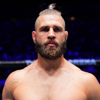 ASAASAASA00331's profile picture. Honor died on the beach