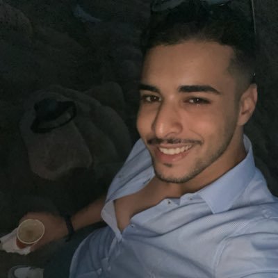 TahaEzzahir's profile picture. I tried to be good, then i got bored 🎃