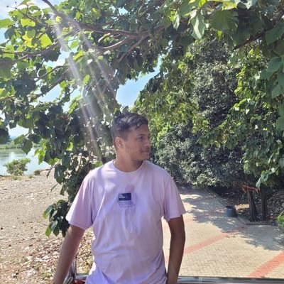 AnunnayS's profile picture. NIT Rourkela' 28👨‍🎓
Java programmer 
web developer