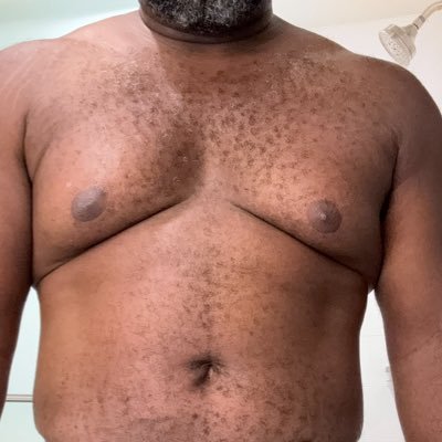 DaddyBbc90827's profile picture. 