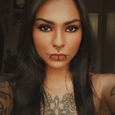 lttcfx's profile picture. by lynn painter & taylor swift.