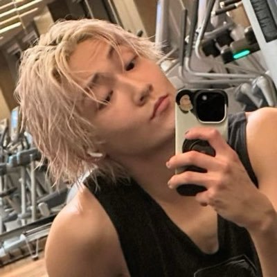 kaiykmz's profile picture. ‧₊ ᵎᵎ 🍒⋅ ˚✮ 🌙˚˖ 🐱 iljyk: ⋆˚꩜｡Johnny ‘ Yuta ‘ Kevin ૮ ․ ․ ྀིა Collector! ⊹ ࣪ ˖