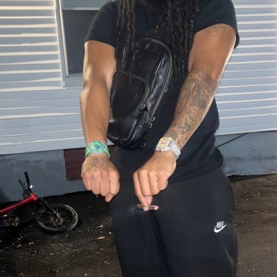 Busbyfromthesix's profile picture. FEATURES DM SERIOUS INQUIRIES ONLY ALL 20 WHATEVA OUT NOW ALL PLATFORMS BUSBY MORANT 2 OTW NEW VIDEO OUT NOW CLICK LINK BELOW🔥📶