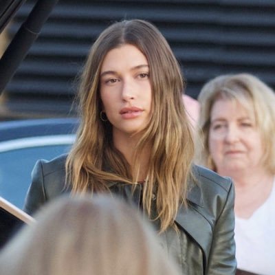 haileyavocado's profile picture. mrs. one less lonely girl || skin care enthusiast ༻𝚏𝚒𝚛𝚜𝚝 𝚙𝚎𝚛𝚜𝚘𝚗 𝚛𝚙 𝚘𝚗𝚕𝚢༺