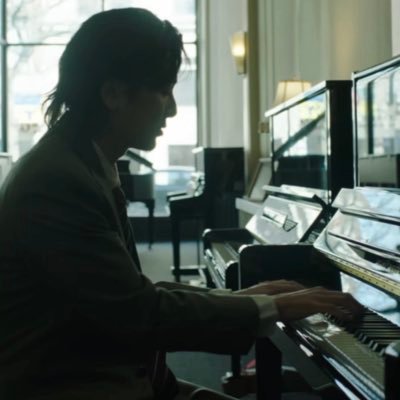 Hikazari_'s profile picture. 05 ♂ 風さんと同じくピアノ弾きます🎹 風さんを応援、共有したいが為のアカウント 風民さんと繋がりたい🍃無言フォロー失礼します #藤井風