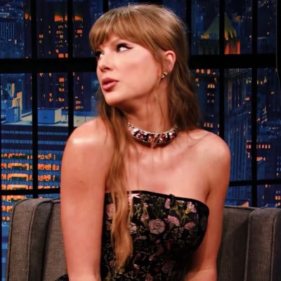 mirrorbalItay's profile picture. 🧚🏻♀️