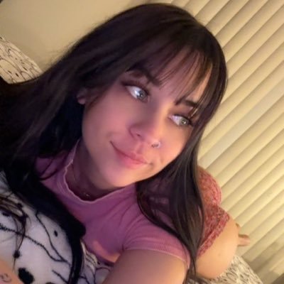 hayes09094's profile picture. A queen and more ❤️‍🩹