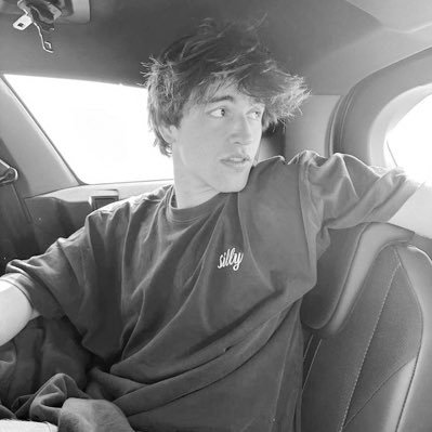 eupvralta's profile picture. jake peralta (da eliza)