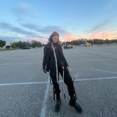 lyss_lysslyss's profile picture. no thoughts, just vibes