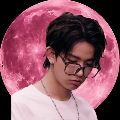 ndbtheewon's profile picture. mostly ia for now cause uni👩‍🎓→🧛‍♀️ (but still voting for enha lets gooooo)