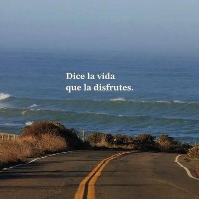 RojoRey18's profile picture. 