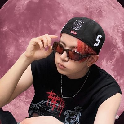 enhalomlzs's profile picture. always with #ENHYPEN ♡