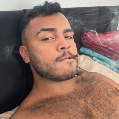 band_souzza's profile picture. pergunte aos amigos Bob e Terry