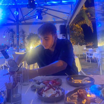 majez34's profile picture. 