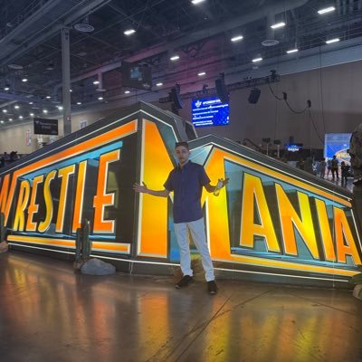 HanzeyMax's profile picture. “some quote I found online” -Me