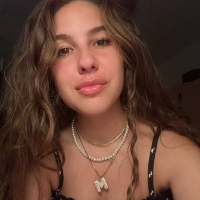 mathildesheehan's profile picture. « il faut toujours viser la lune car même en cas d’échec, on atterrit dans les étoiles » O.W.