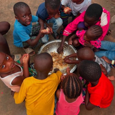 buba1185505's profile picture. Help save my family, even if it's just a little, it will make a difference for us