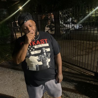 teddy_fontaine2's profile picture. a poet. Father👨‍👦‍👦LLDW 111