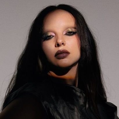 l1ttleb1ue_'s profile picture. 𝑀𝑎𝑑𝑒 𝑜𝑓 𝑐ℎ𝑎𝑝𝑡𝑒𝑟𝑠, 𝑚𝑒𝑙𝑜𝑑𝑖𝑒𝑠, 𝑟𝑎𝑖𝑛𝑦 𝑠𝑘𝑖𝑒𝑠, 𝑔𝑜𝑙𝑑𝑒𝑛 𝑠𝑢𝑛𝑠𝑒𝑡𝑠 & 𝑓𝑒𝑎𝑟𝑙𝑒𝑠𝑠 𝑑𝑟𝑒𝑎𝑚𝑠 🍂🍂