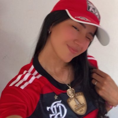 adrielycrf's profile picture. 