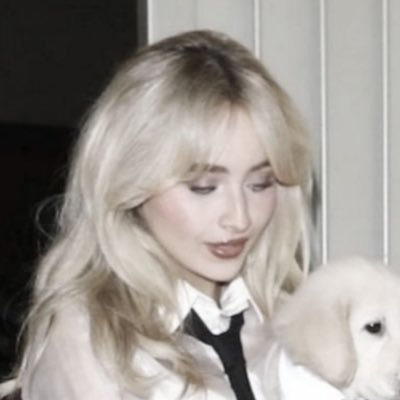 sabstatertot's profile picture. chanel addicted