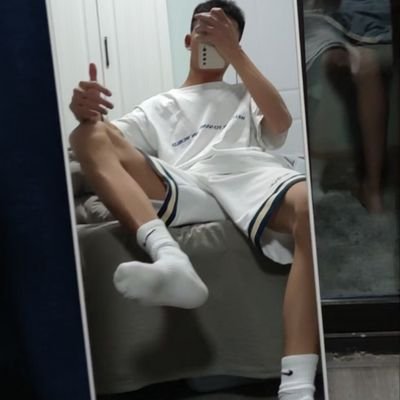 Honest12346's profile picture. 01 Tops 43🦶上翘🐔 | 享受无脑崇拜 喜公🐶| 约玩带照 🉑联名 粗口✈️+q 2546367606 |💰可陪玩 线下🉑检测 可空降🛬| vx🚪188 |防走丢 @Zzmdyy  高清视频 订阅 https://t.co/KfOdvrTQsL 仅个人电报 https://t.co/ojYIExw0eG