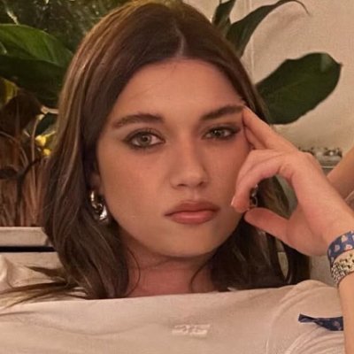 cilekliyulaff's profile picture. cancerian bi kızım