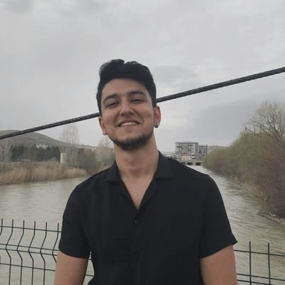 aliakyol_80's profile picture. #ELBETBİRGÜN...