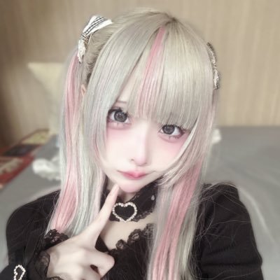 FA3019117's profile picture. 🇯🇵日本在住｜全网唯一账号，私信链接 https://t.co/eK53WNXiJm 裏垢 COS/声優アイドル向（小林爱香/青木陽菜/Liyuu/ReoNa/小嶋陽菜）/ 地雷系💜/千金风/Cosplay/Lolita/腿控/足控 无第三方平台群。日本の方もDMしてください