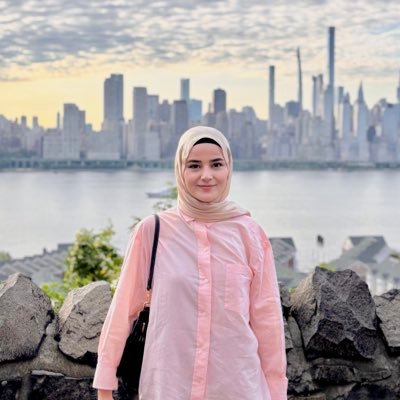 eminebozd4g's profile picture. 💻 Software Engineer @mobile_de | Art-Lover #womenintech 🇹🇷🇩🇪