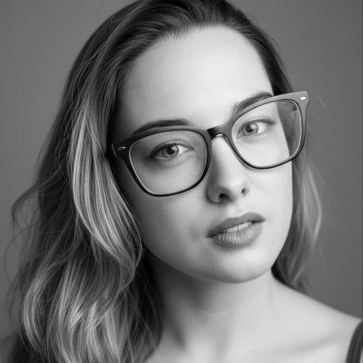 PacificaKnows's profile picture. The right people stay 🫶