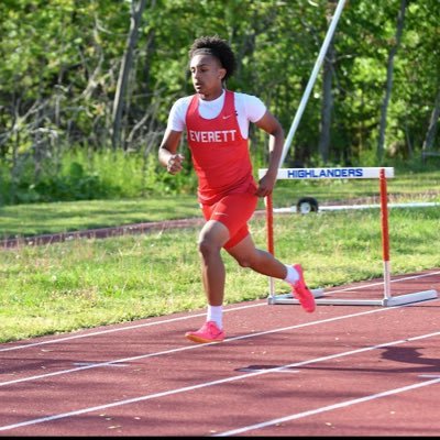 amoney12455's profile picture. Class of 2026 Track and field athlete 400H, 110H 3.2Gpa
