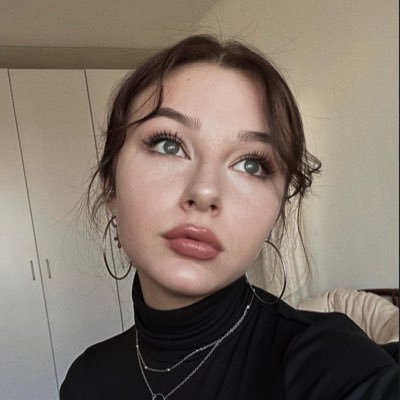 veronica_lily1's profile picture. sweet Vero 💕💐💐🌷🌻