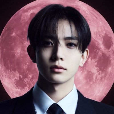 stiIIamonster's profile picture. ❦︎ rcbyf