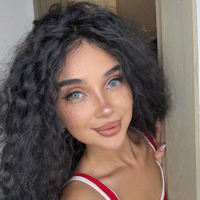 TanZhiHui4's profile picture. You’ll understand my vibe when you stay long enough 💋