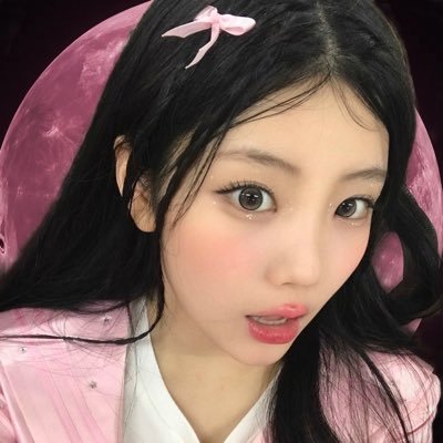 enhikeus's profile picture. 
