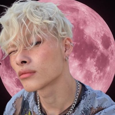 PeremoTimi61193's profile picture. Enhypen and illit