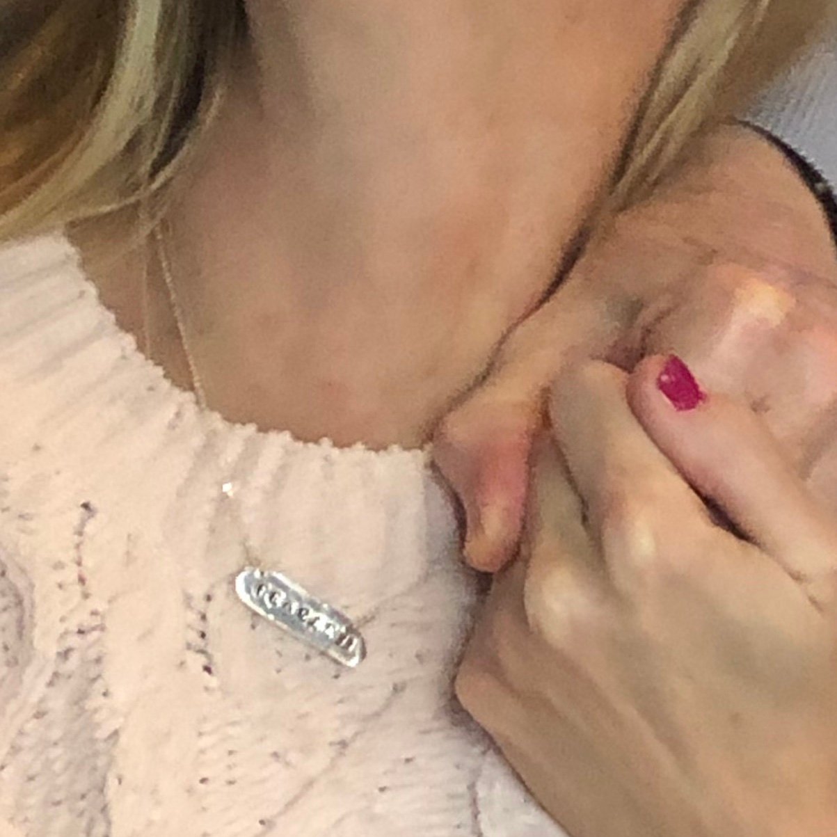 juliaFearless33's profile picture. Virus/Pfz blood injured. Christian and sarcastic. Mother of Fearless33.     🍌🧠