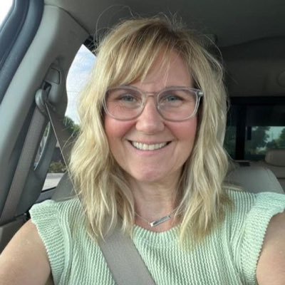SabrinaDonb1b3's profile picture. Kindly send me a text if you could use a little help. The world would be a better place if we are all kind to each other. Your cash app or PayPal only 💵💰
